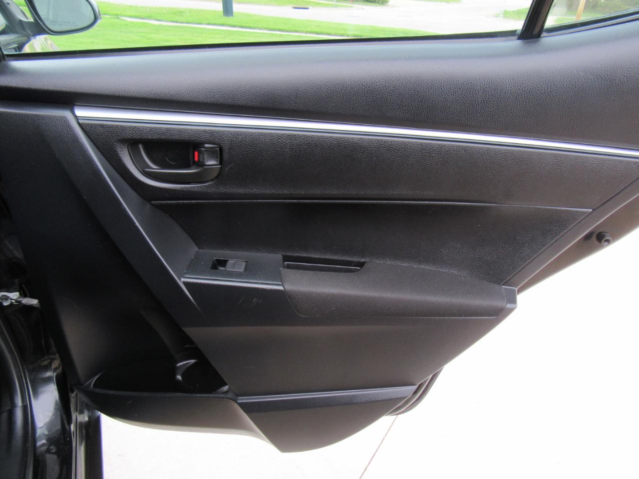 Toyota Corolla L 2016