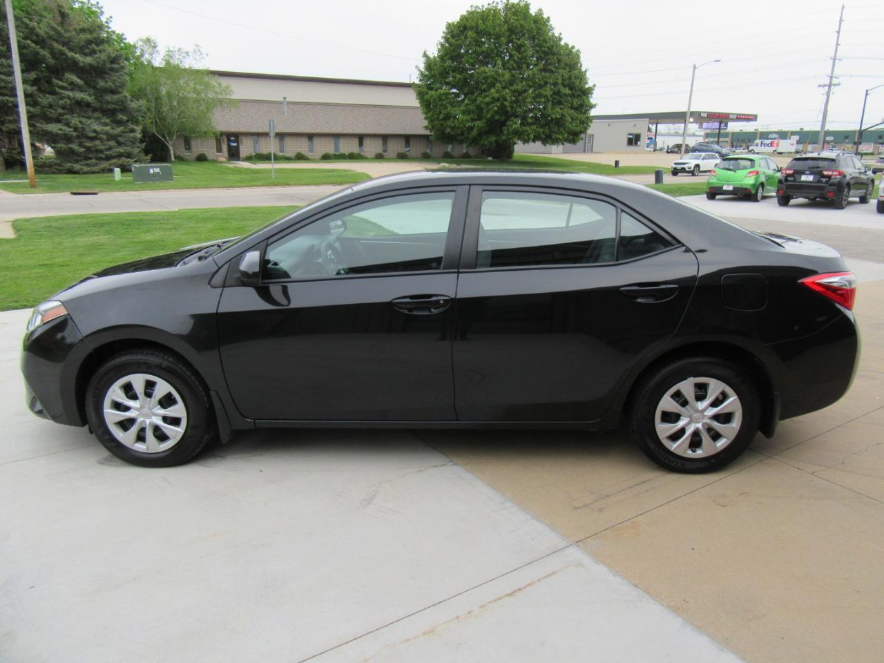 Toyota Corolla L 2016