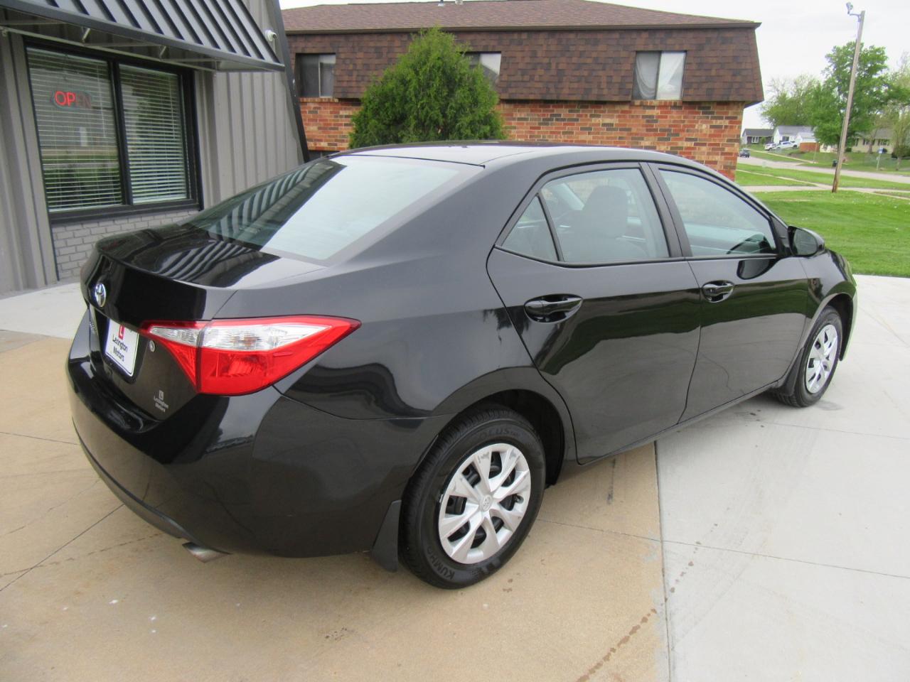 Toyota Corolla L 2016