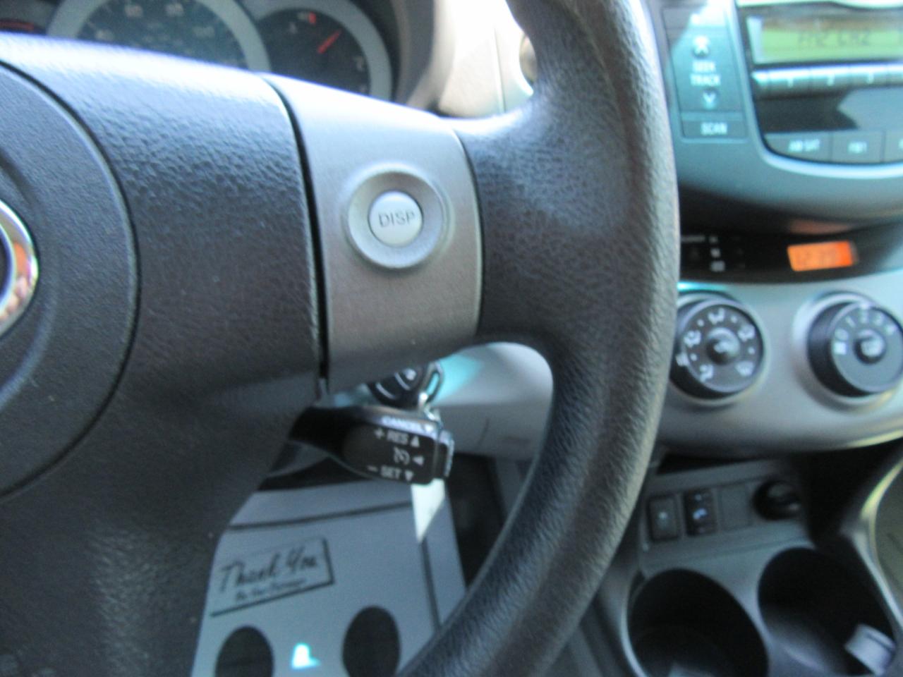 Toyota RAV4 Base 2011