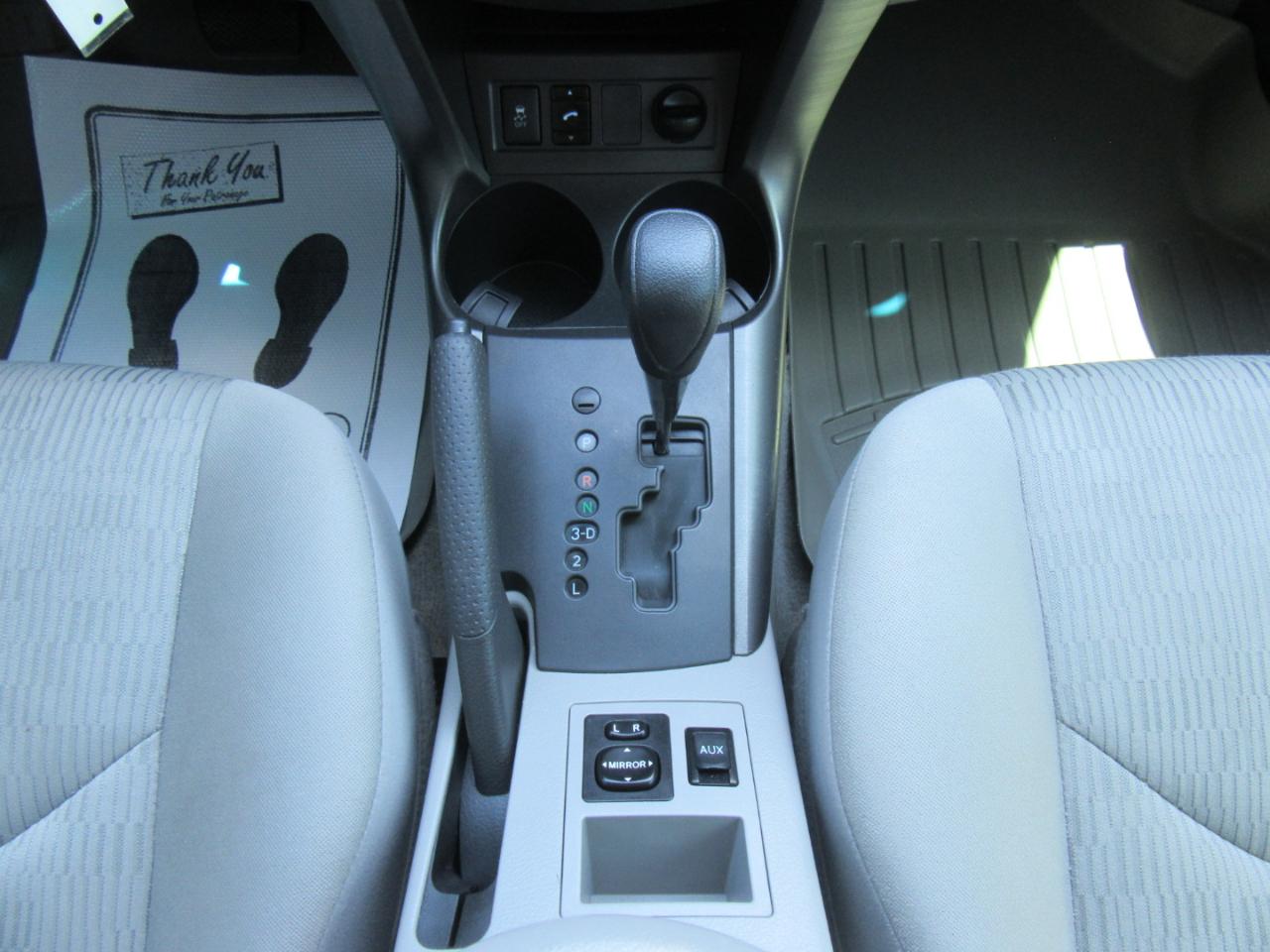 Toyota RAV4 Base 2011