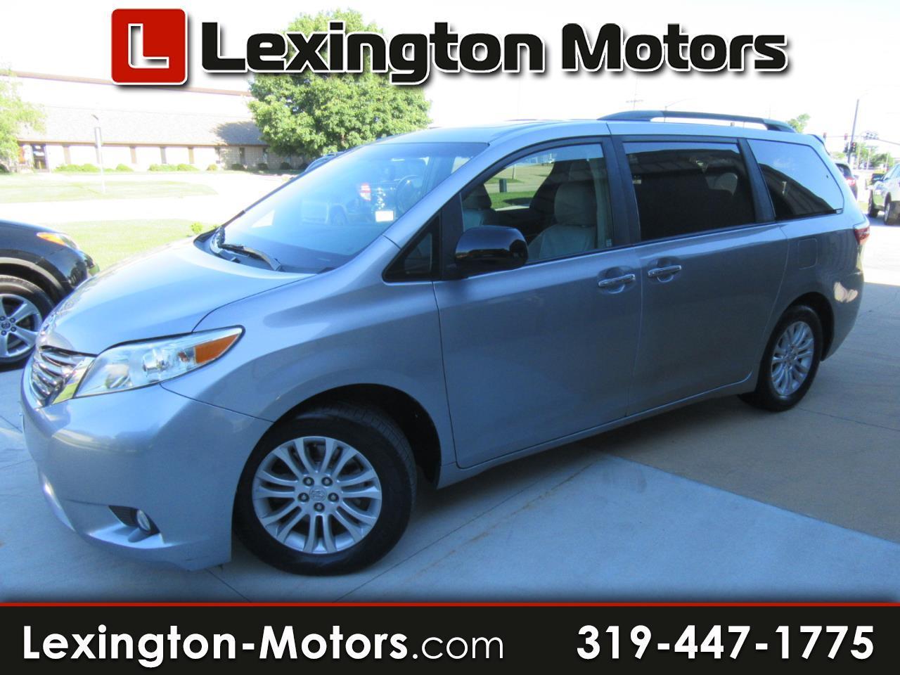 2015 Toyota Sienna XLE FWD 8-Passenger V6