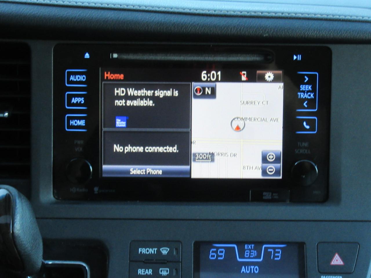 Toyota Sienna XLE FWD 8-Passenger V6 2015
