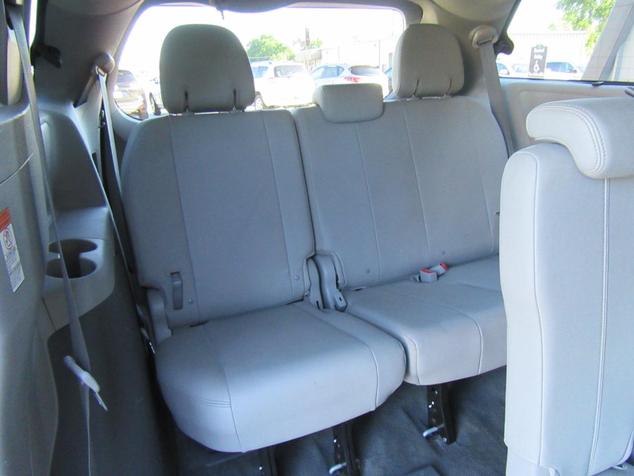 Toyota Sienna XLE FWD 8-Passenger V6 2015