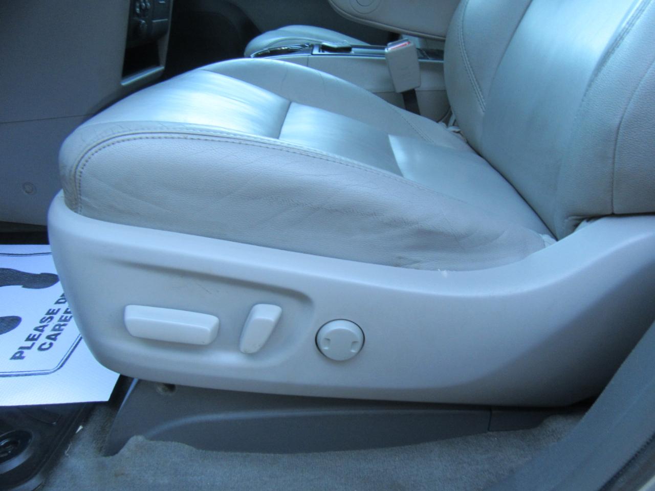 Toyota Sienna XLE FWD 8-Passenger V6 2015