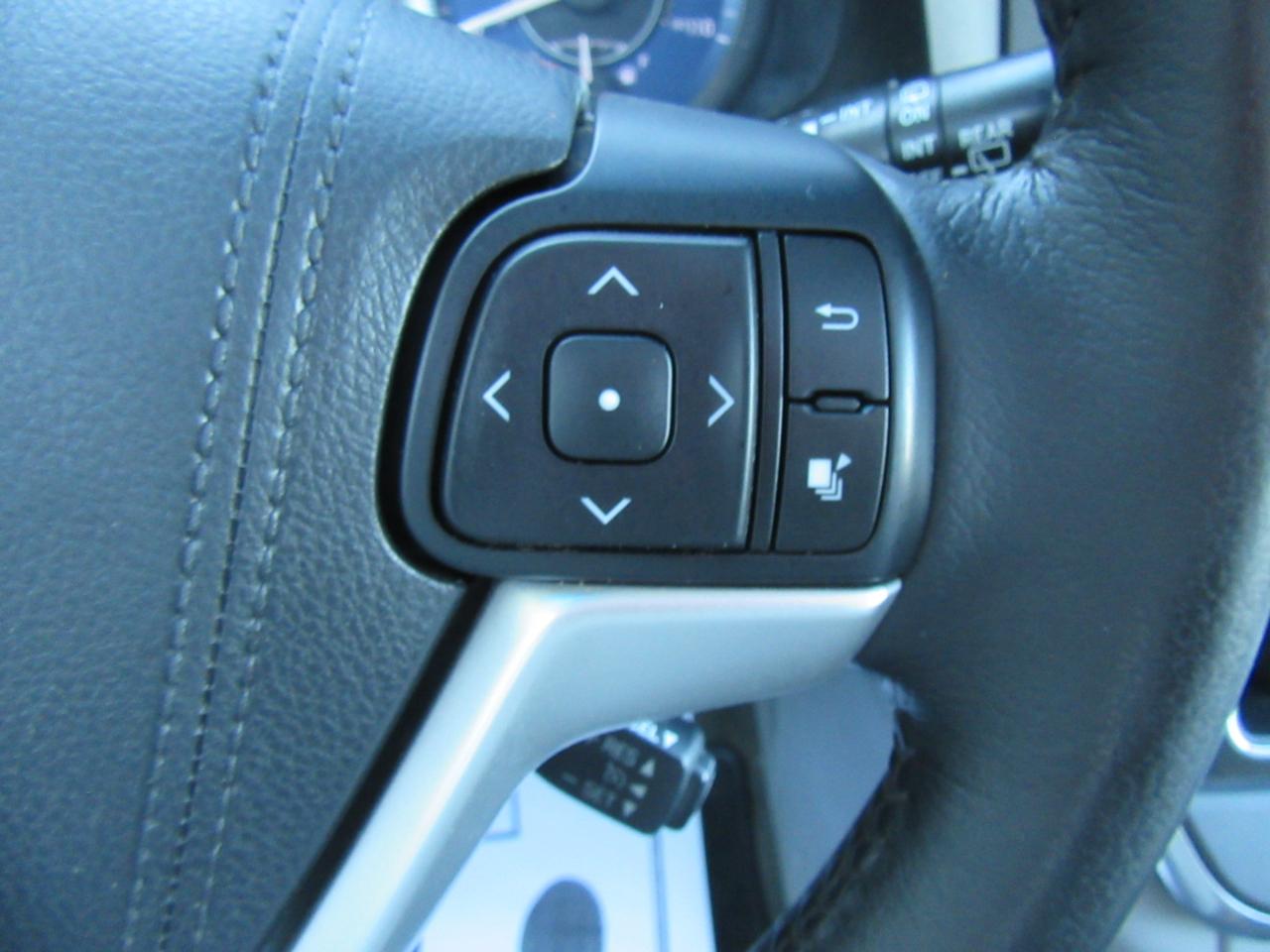 Toyota Sienna XLE FWD 8-Passenger V6 2015