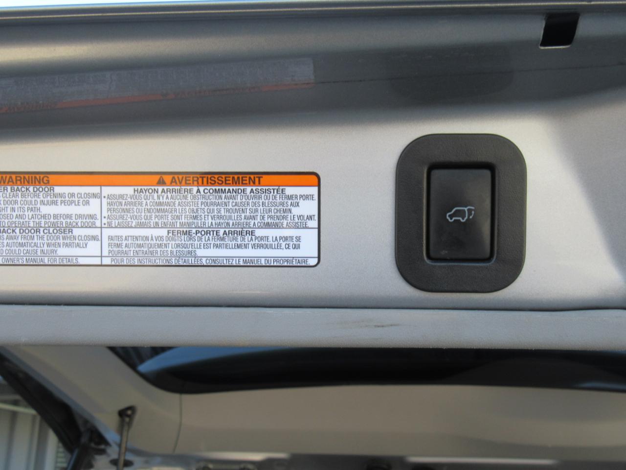 Toyota Sienna XLE FWD 8-Passenger V6 2015