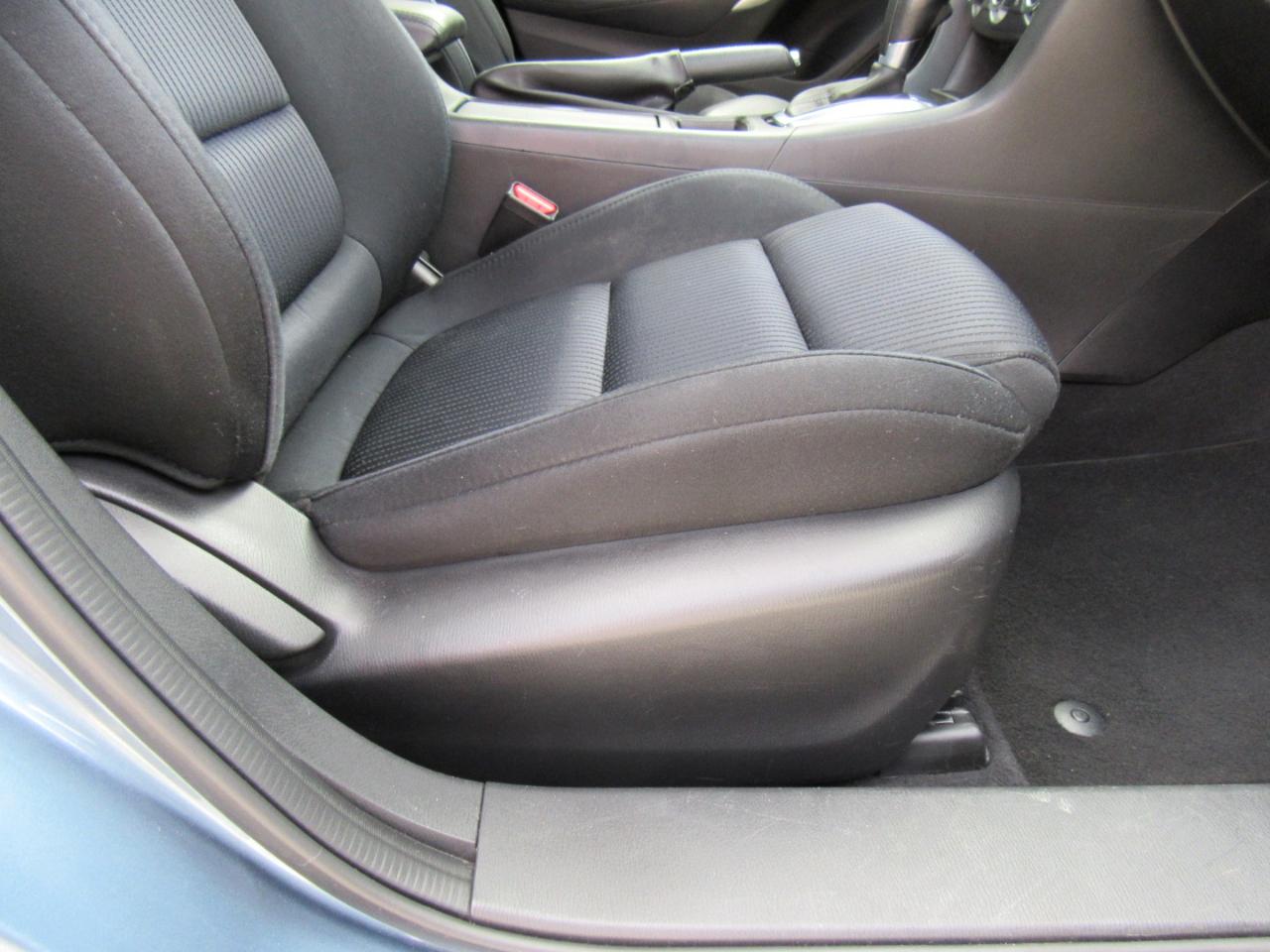 Mazda MAZDA6 i Sport 2015