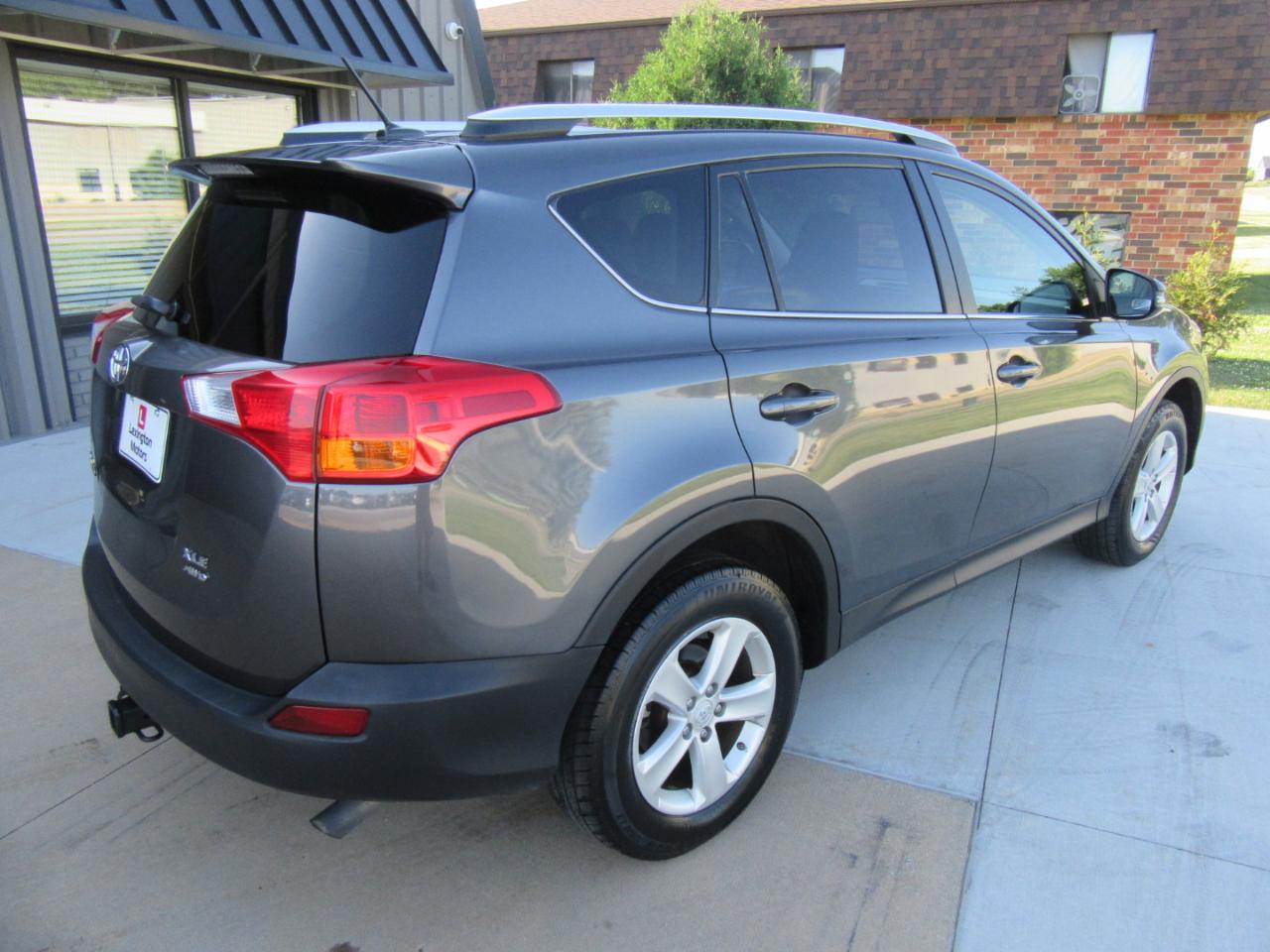 Toyota RAV4 XLE AWD 2014