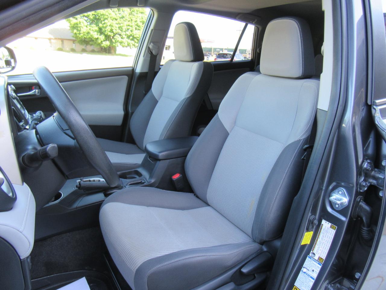 Toyota RAV4 XLE AWD 2014