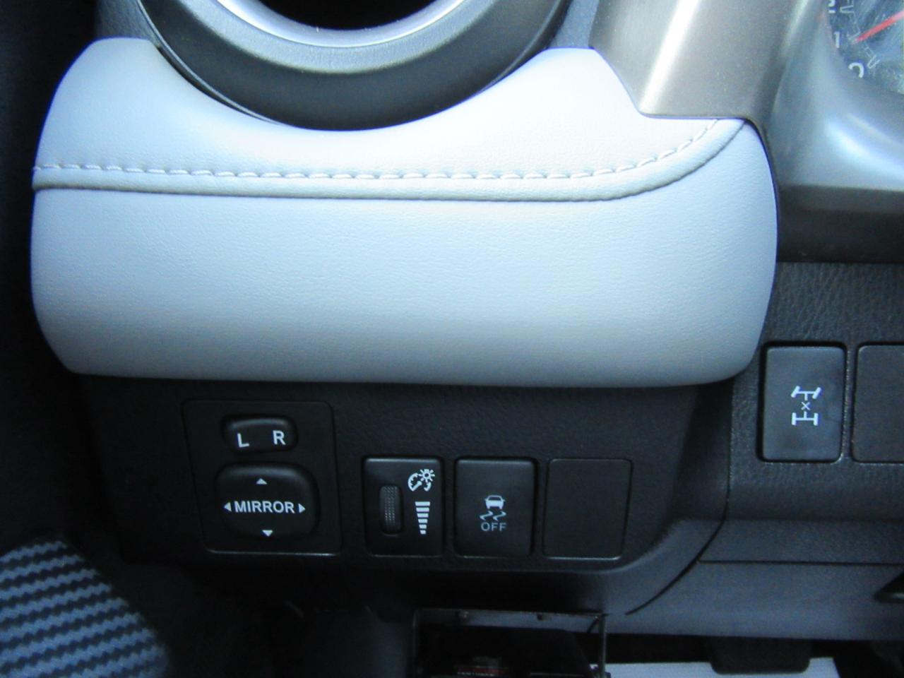 Toyota RAV4 XLE AWD 2014