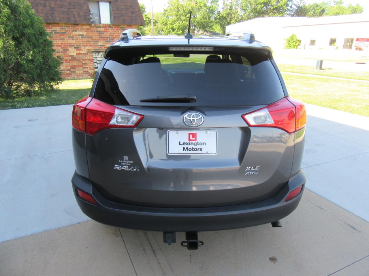 Toyota RAV4 XLE AWD 2014