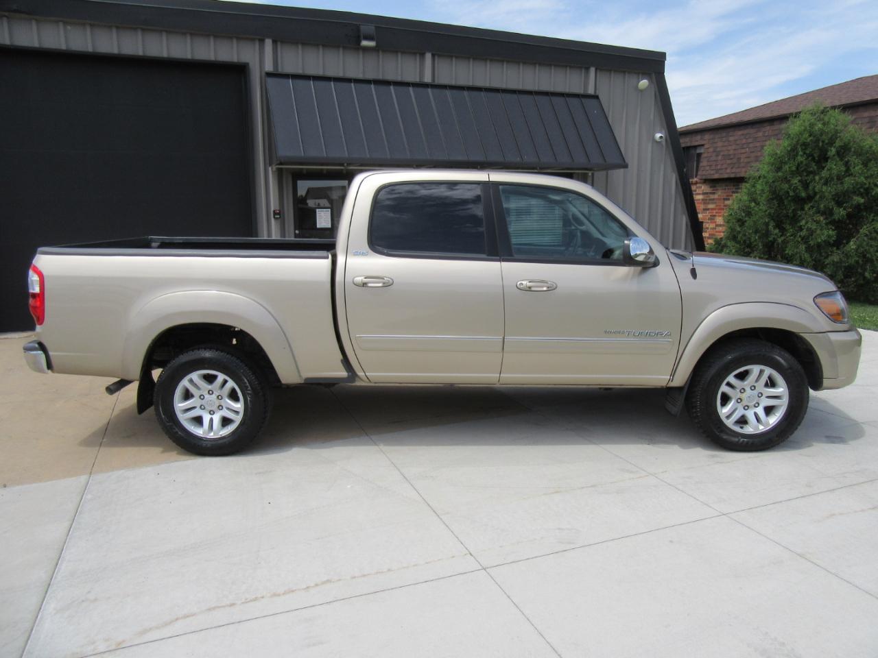 Toyota Tundra SR5 Double Cab 4WD 2006