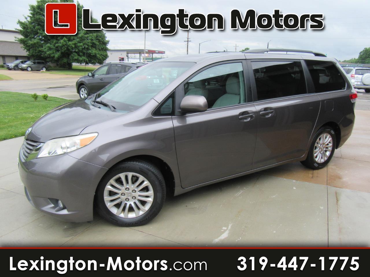 2013 Toyota Sienna XLE FWD 8-Passenger V6
