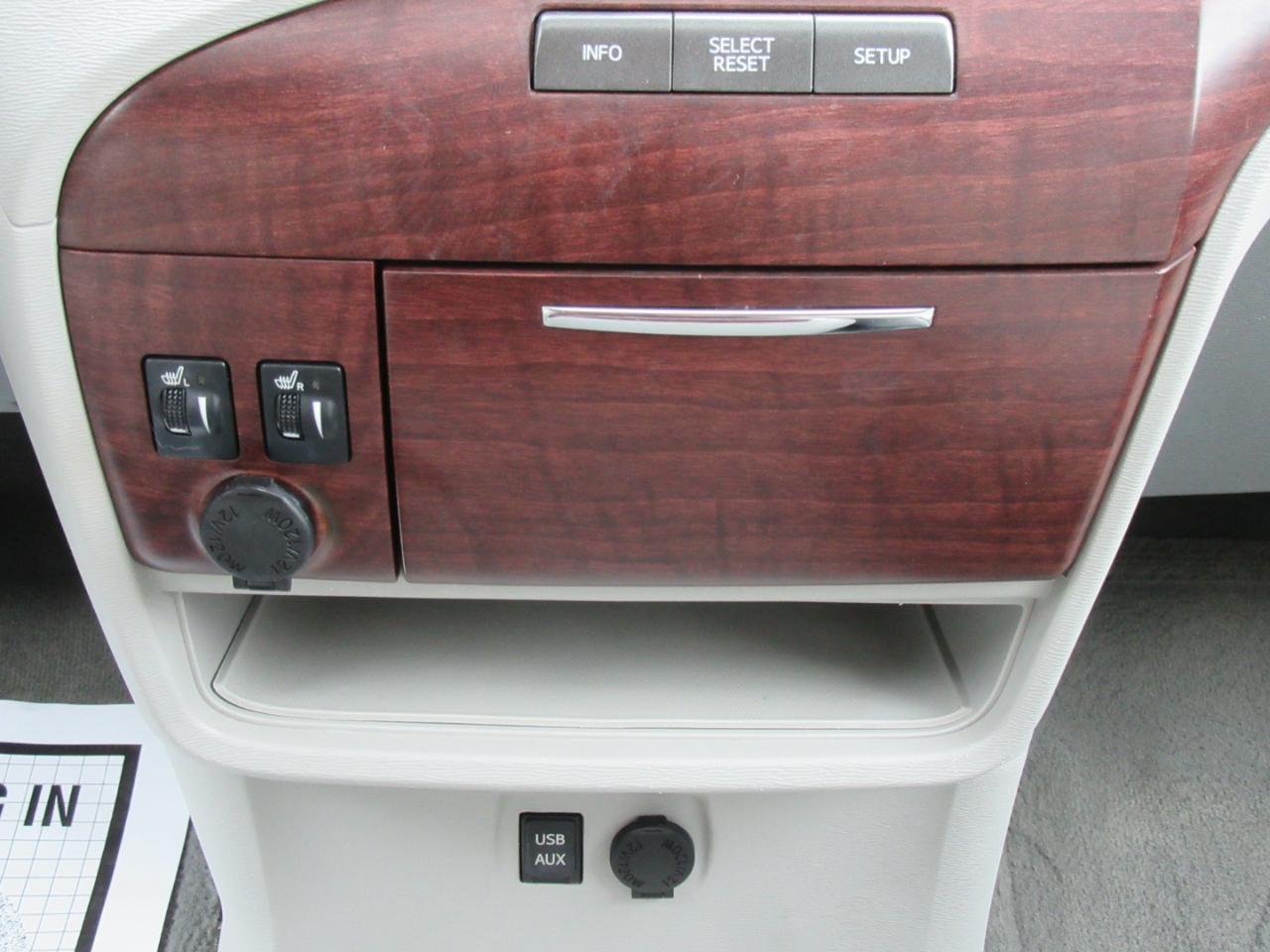 Toyota Sienna XLE FWD 8-Passenger V6 2013