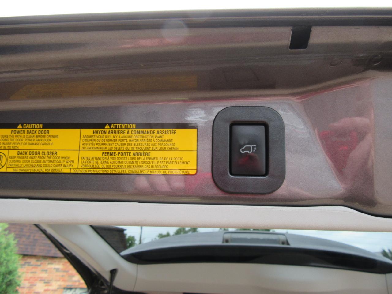 Toyota Sienna XLE FWD 8-Passenger V6 2013