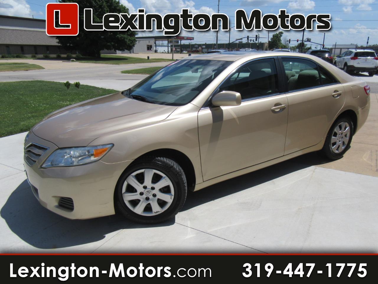 Toyota Camry LE 2010