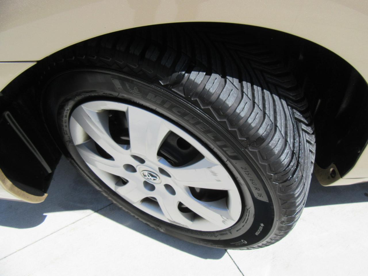 Toyota Camry LE 2010