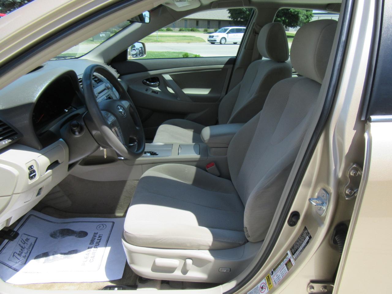 Toyota Camry LE 2010