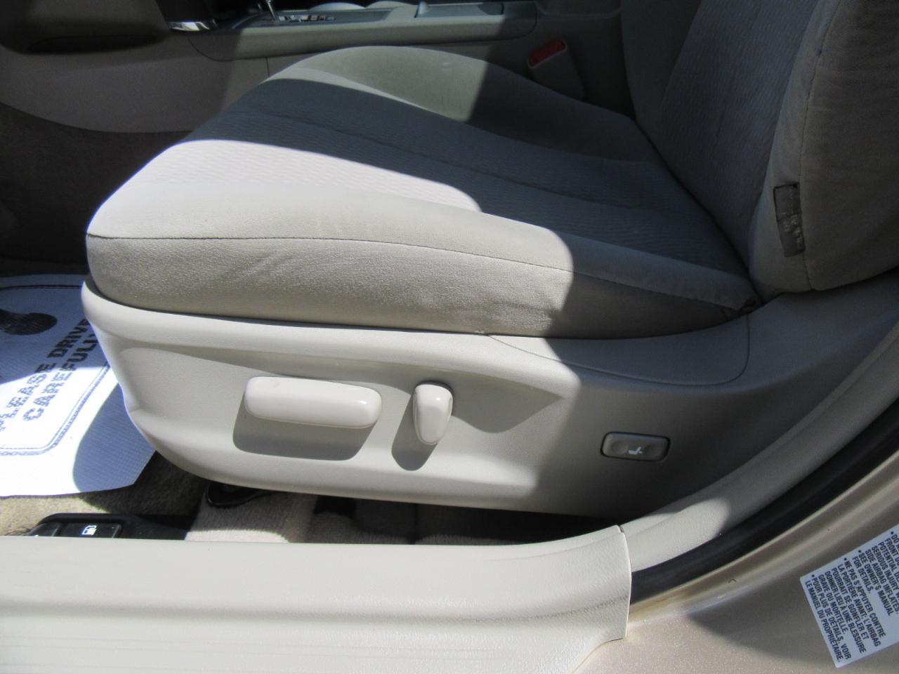 Toyota Camry LE 2010