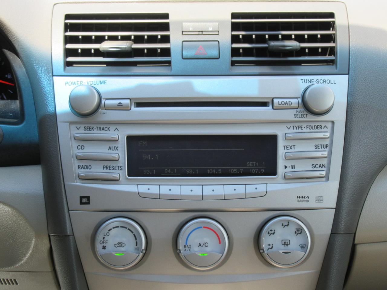 Toyota Camry LE 2010