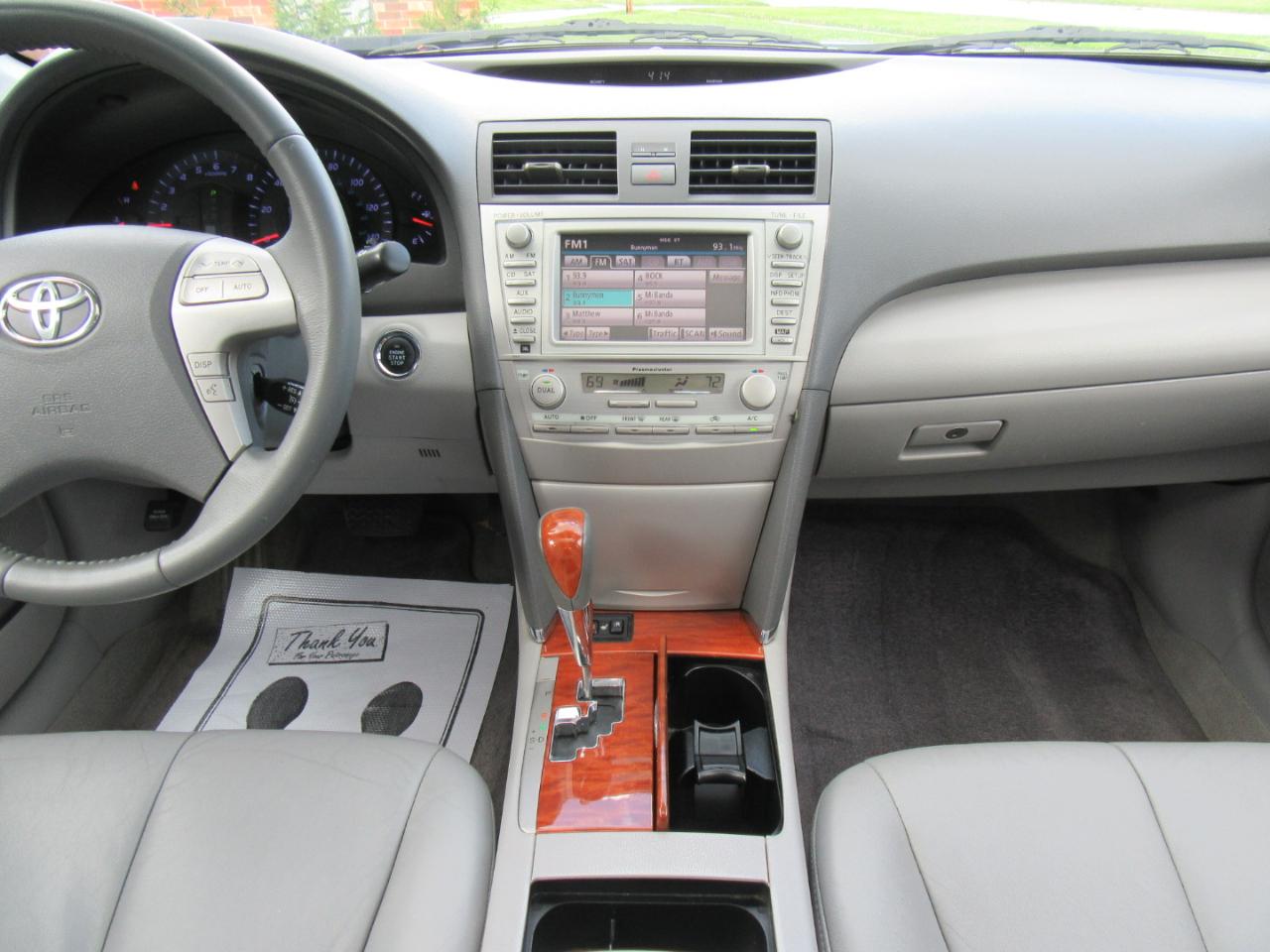 Toyota Camry XLE 2010