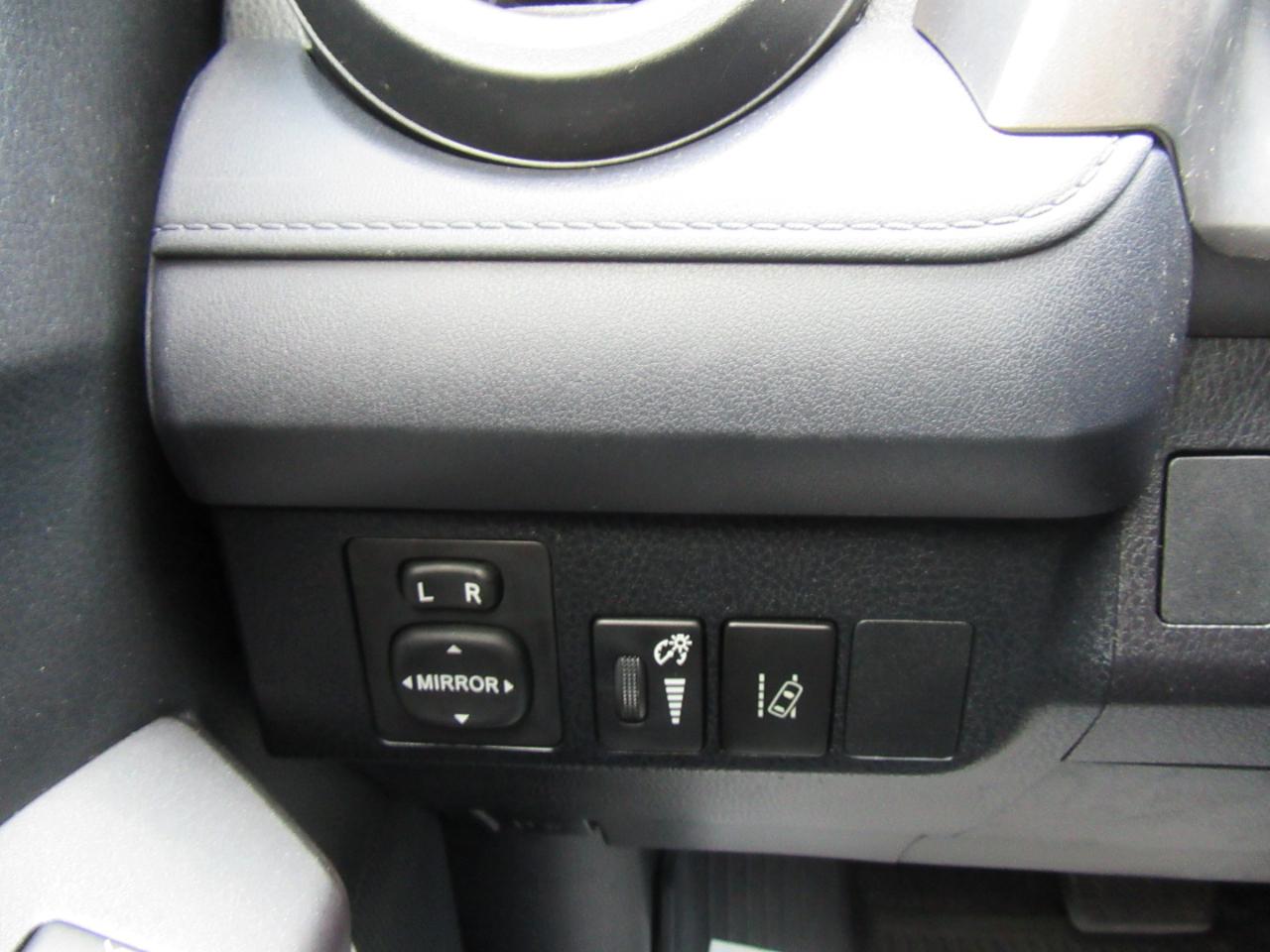 Toyota RAV4 LE 2017