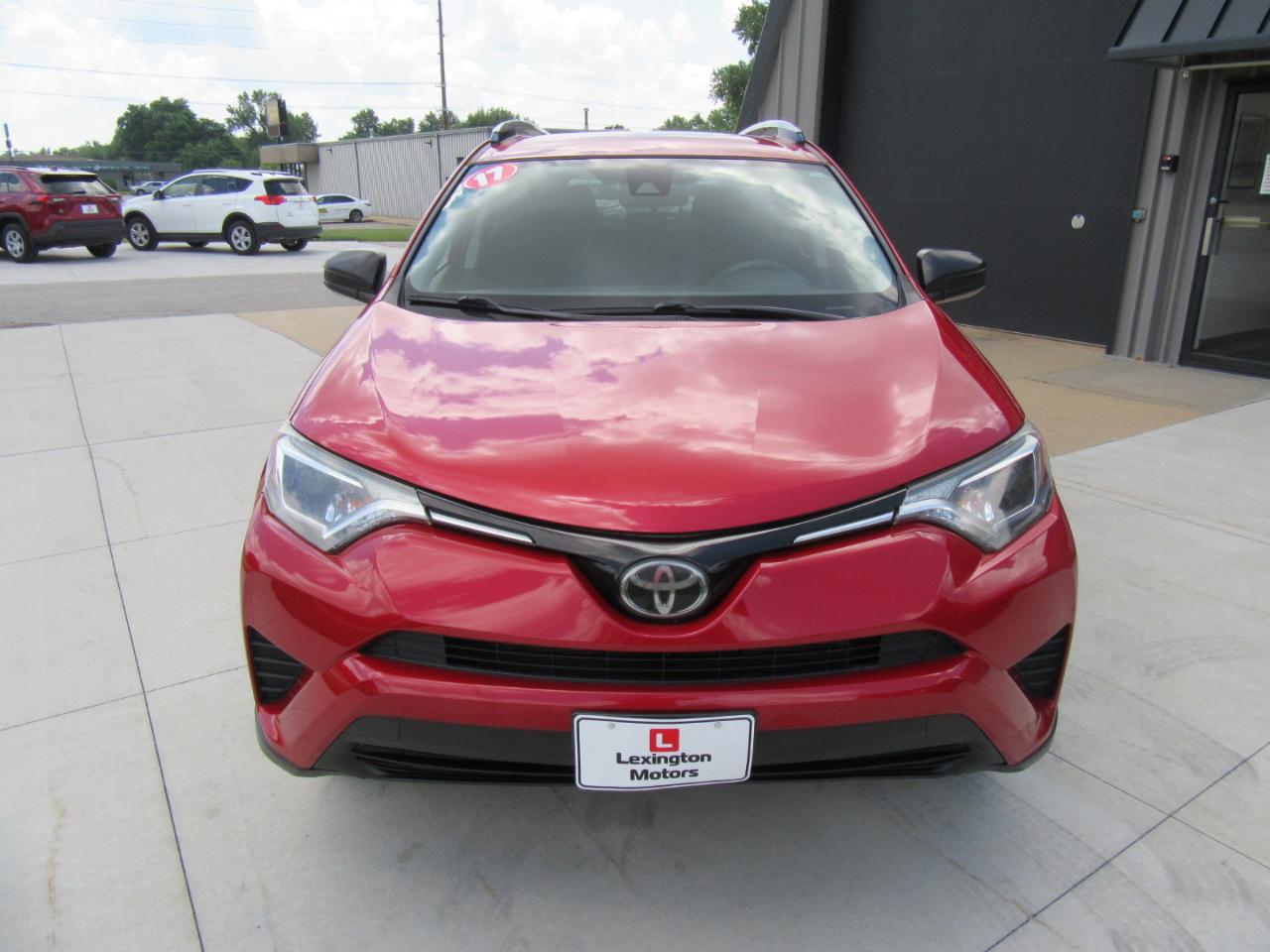 Toyota RAV4 LE 2017