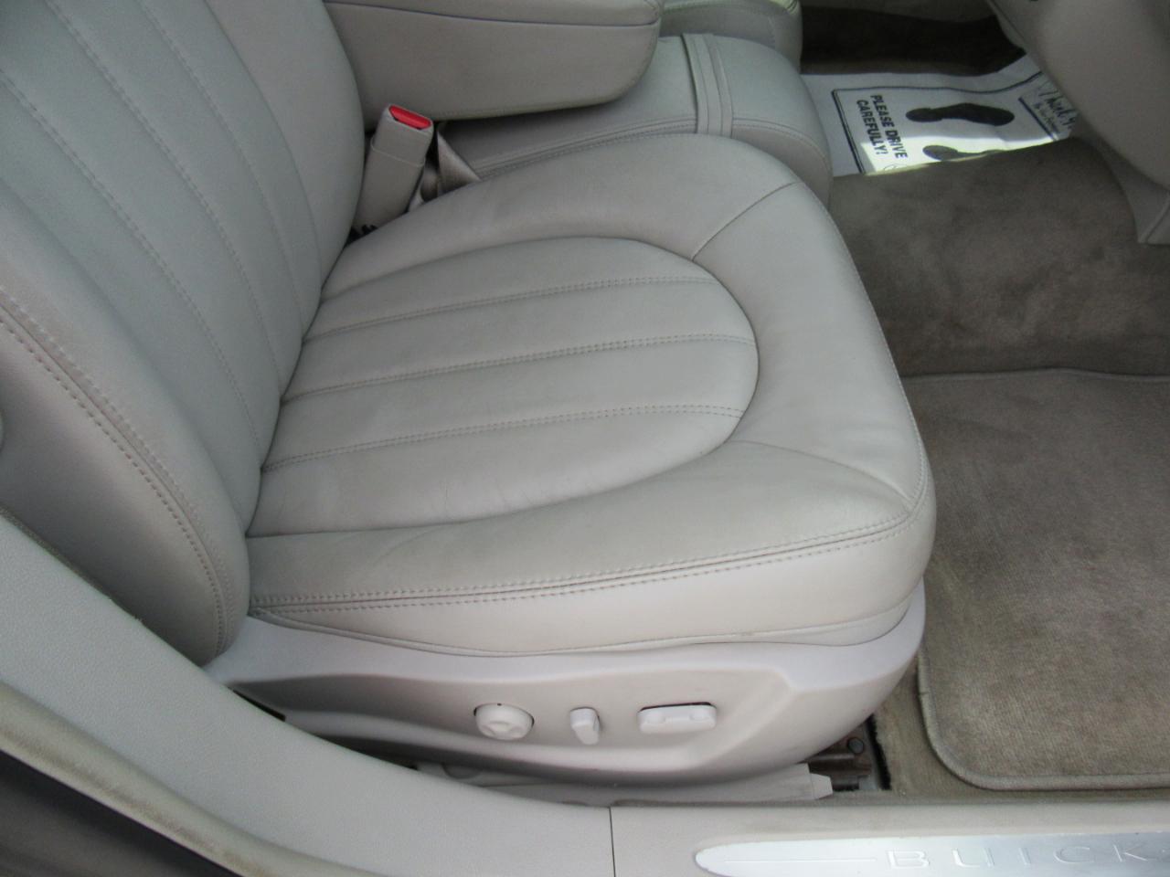 Buick Lucerne CXL 2008