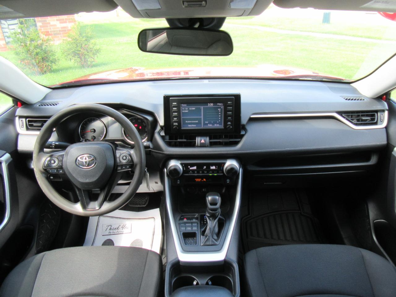 Toyota RAV4 LE AWD 2019