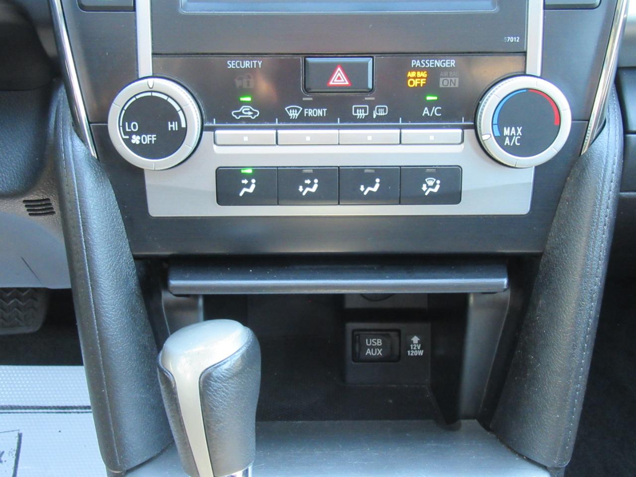Toyota Camry SE 2012
