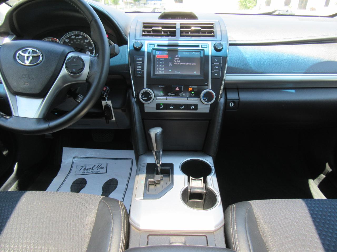Toyota Camry SE 2012