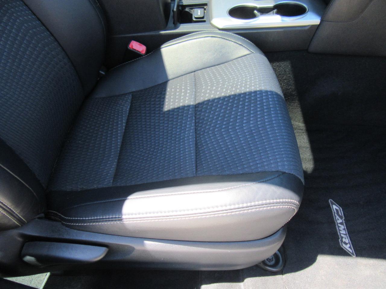 Toyota Camry SE 2012
