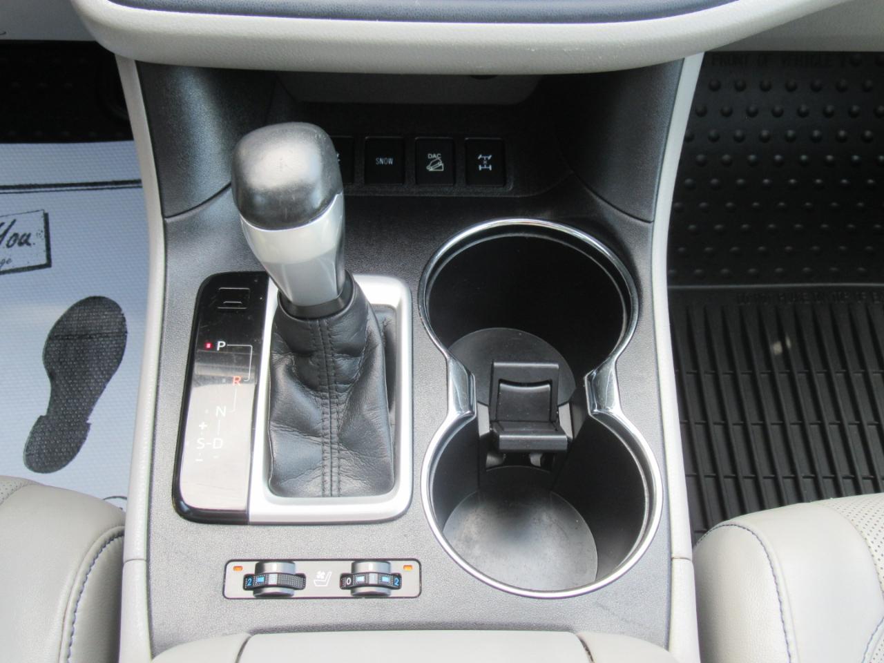 Toyota Highlander Limited 2016