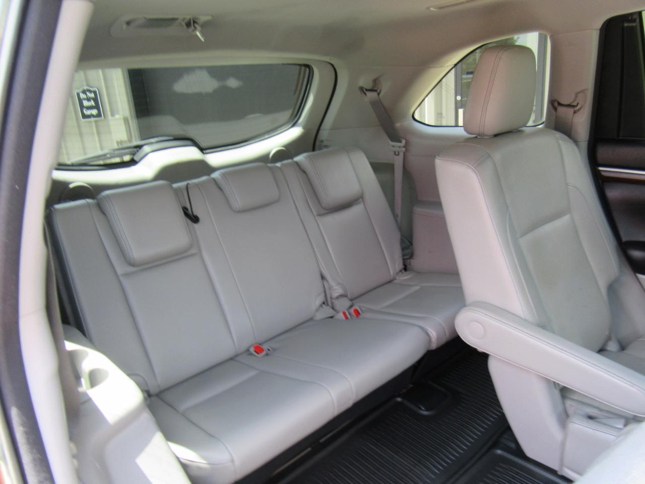 Toyota Highlander Limited 2016