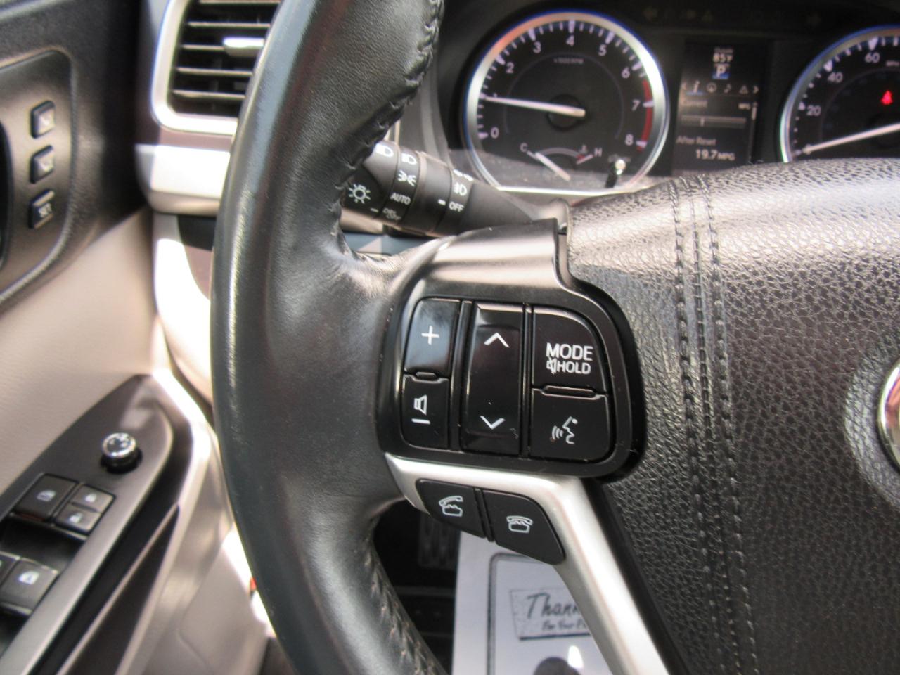 Toyota Highlander Limited 2016