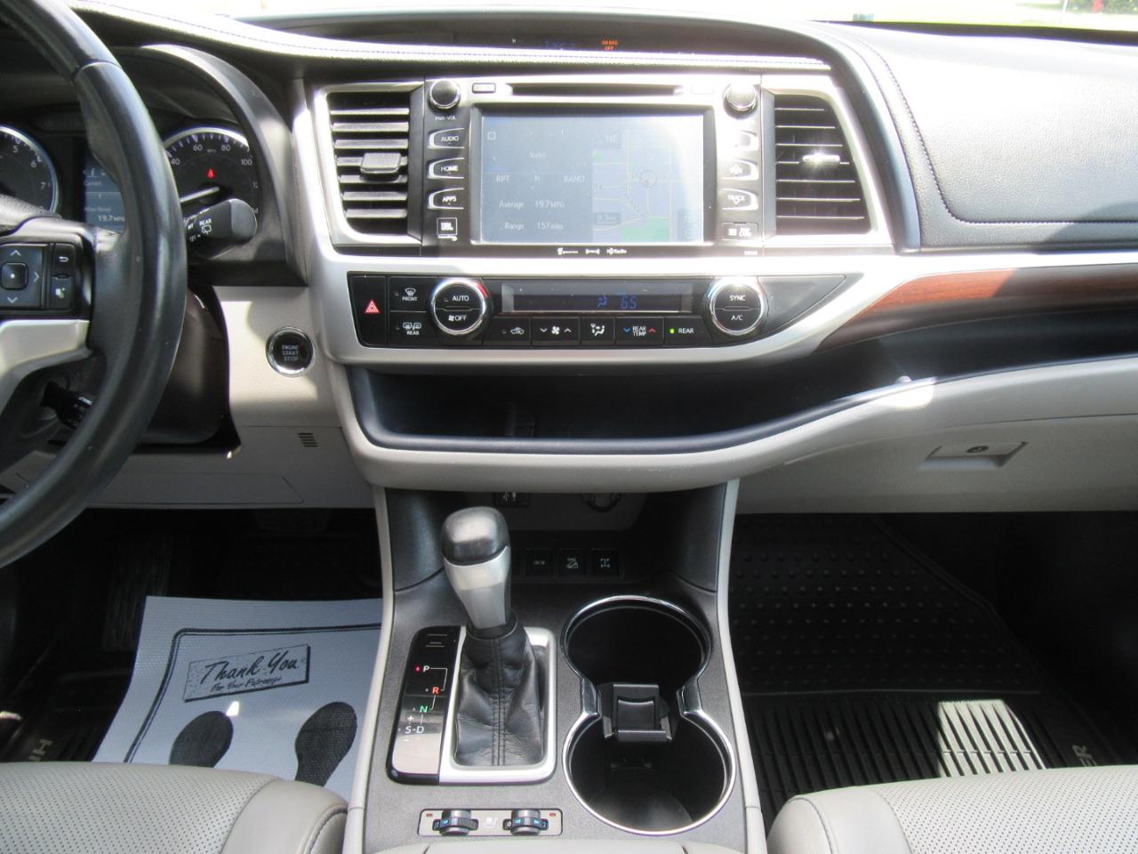 Toyota Highlander Limited 2016