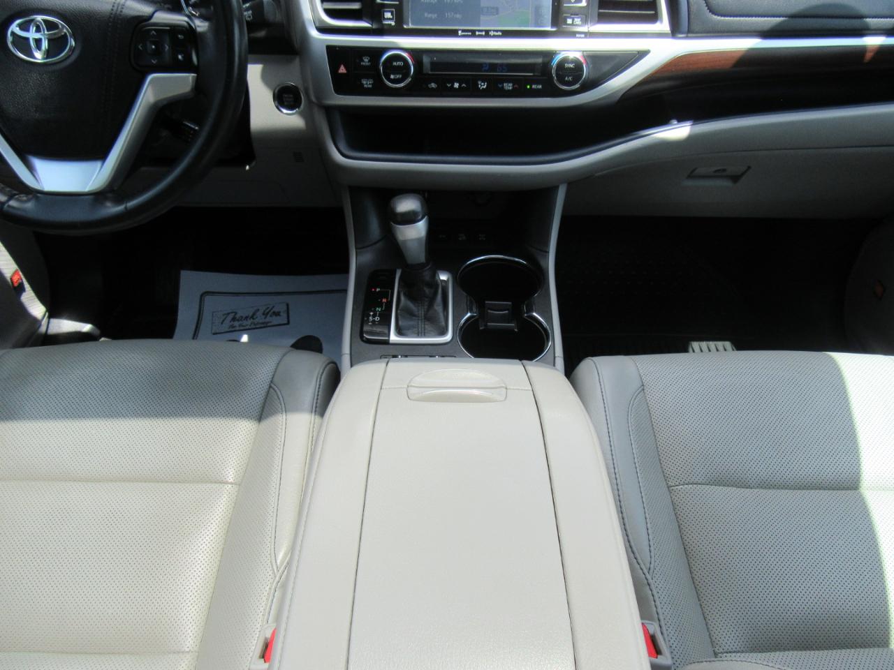 Toyota Highlander Limited 2016