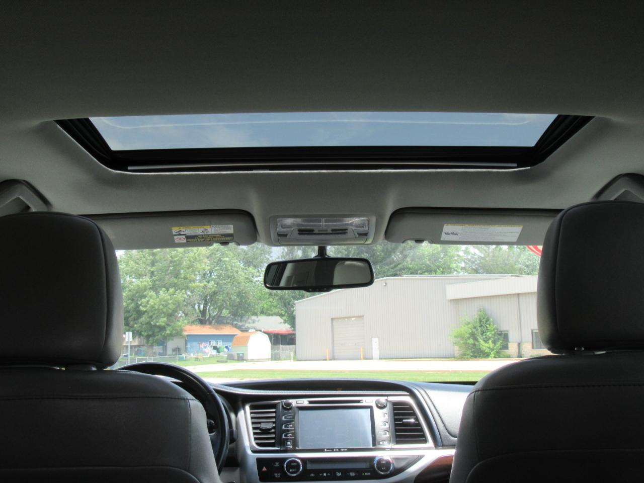 Toyota Highlander Limited 2016