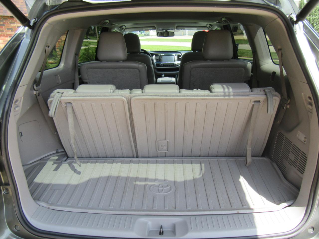 Toyota Highlander Limited 2016