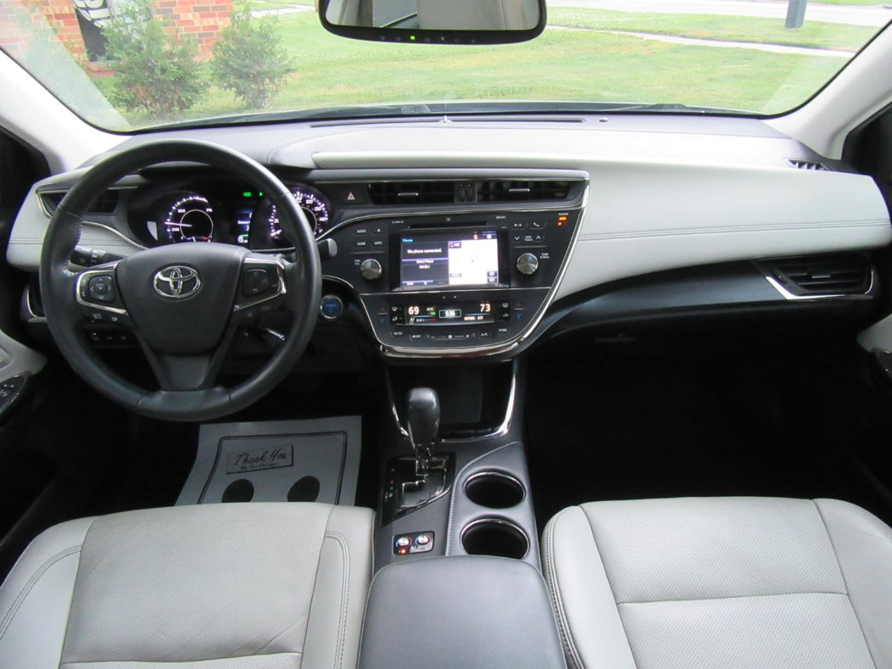Toyota Avalon Hybrid Limited 2016