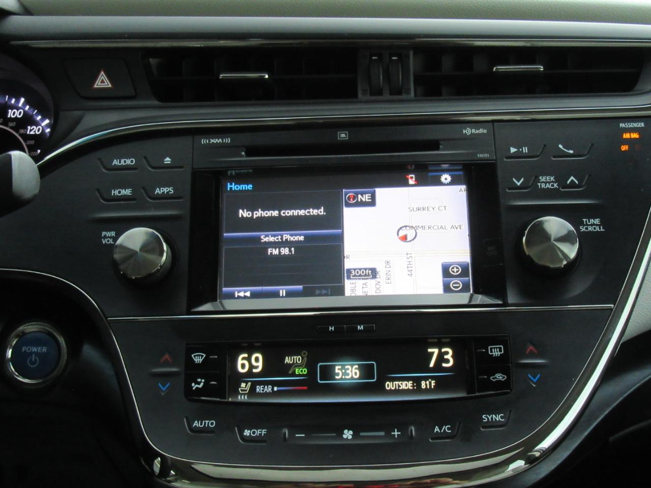 Toyota Avalon Hybrid Limited 2016