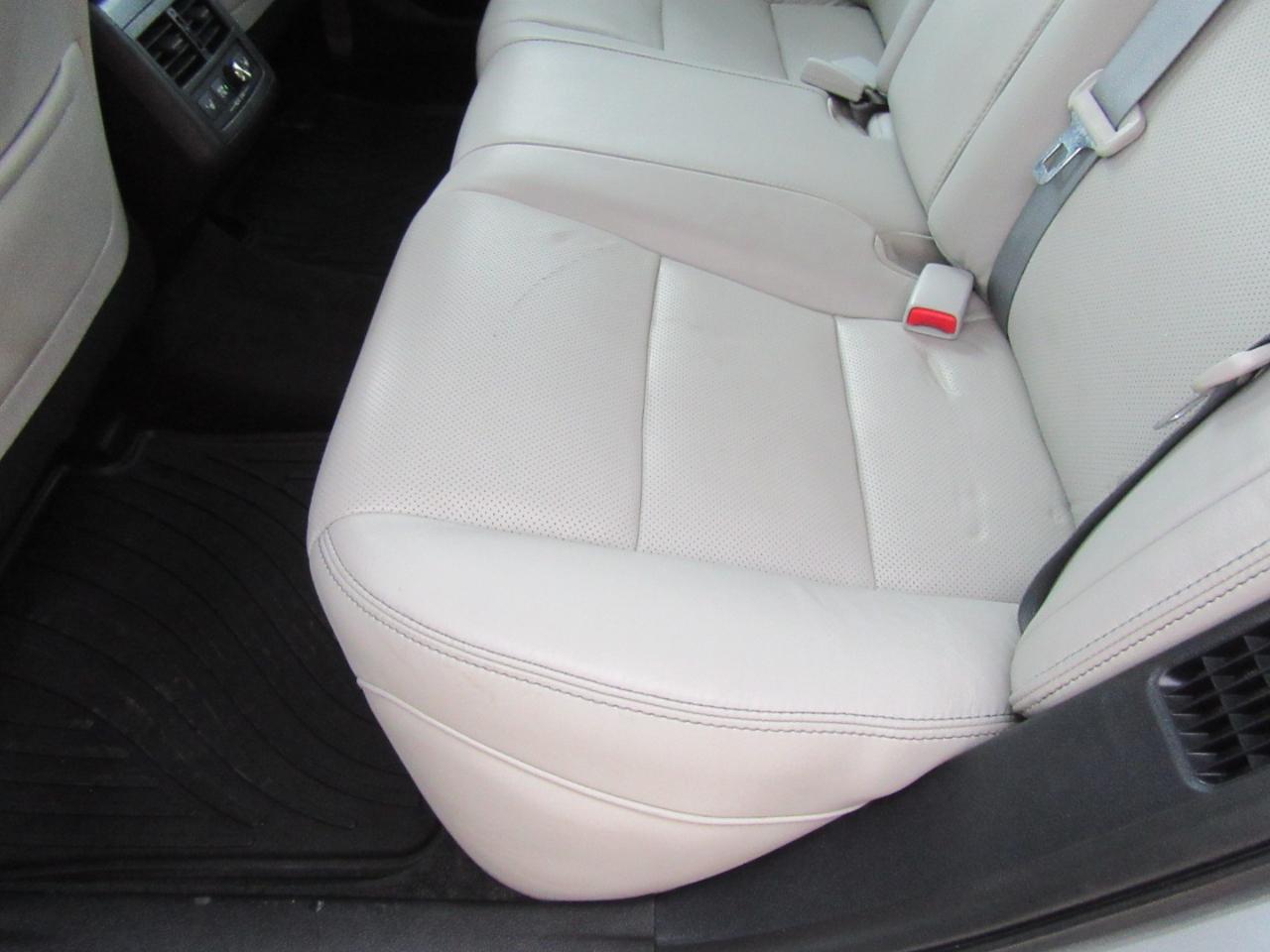 Toyota Avalon Hybrid Limited 2016