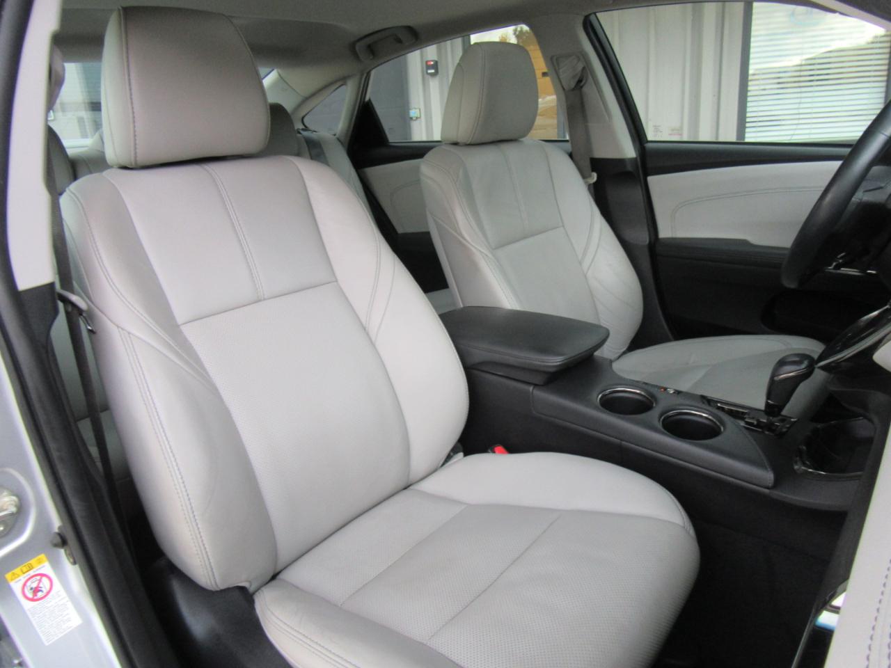 Toyota Avalon Hybrid Limited 2016