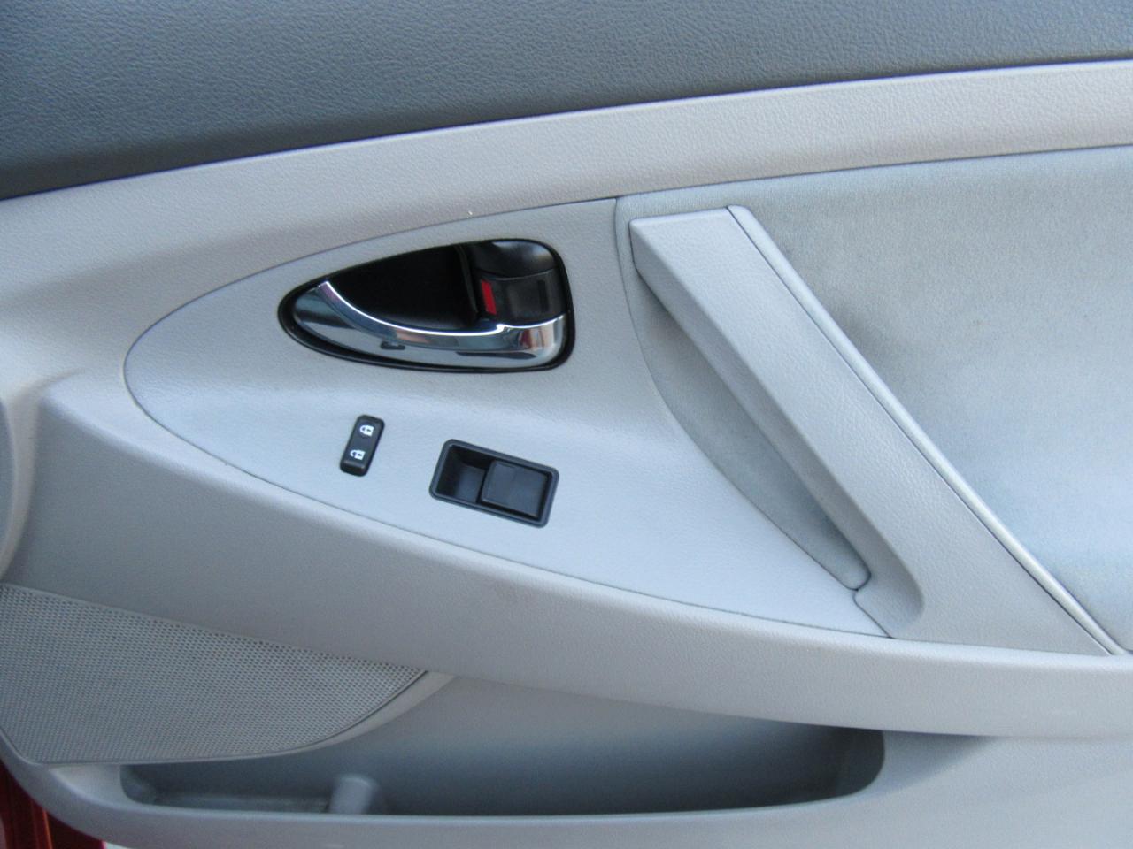 Toyota Camry LE 2009