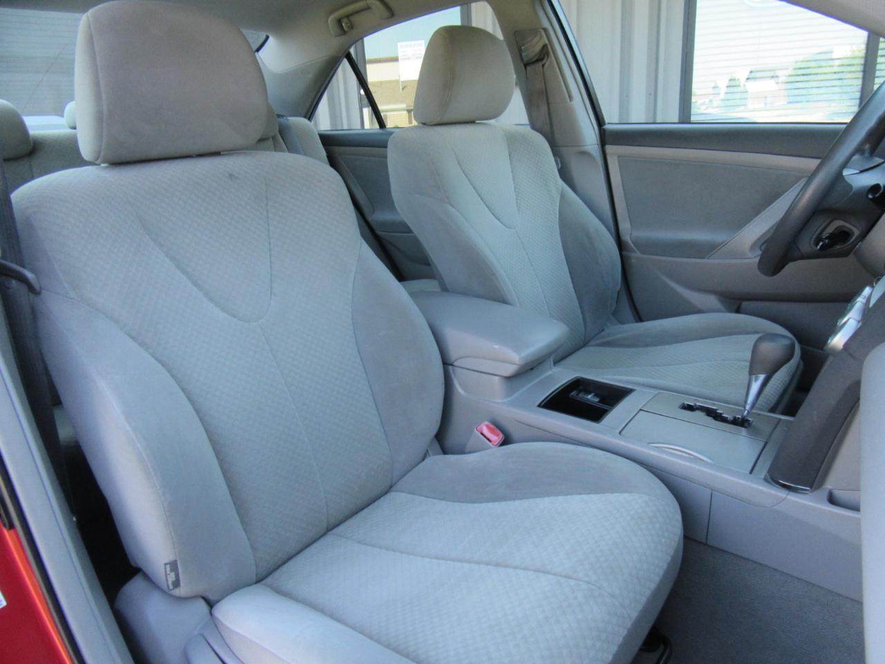 Toyota Camry LE 2009