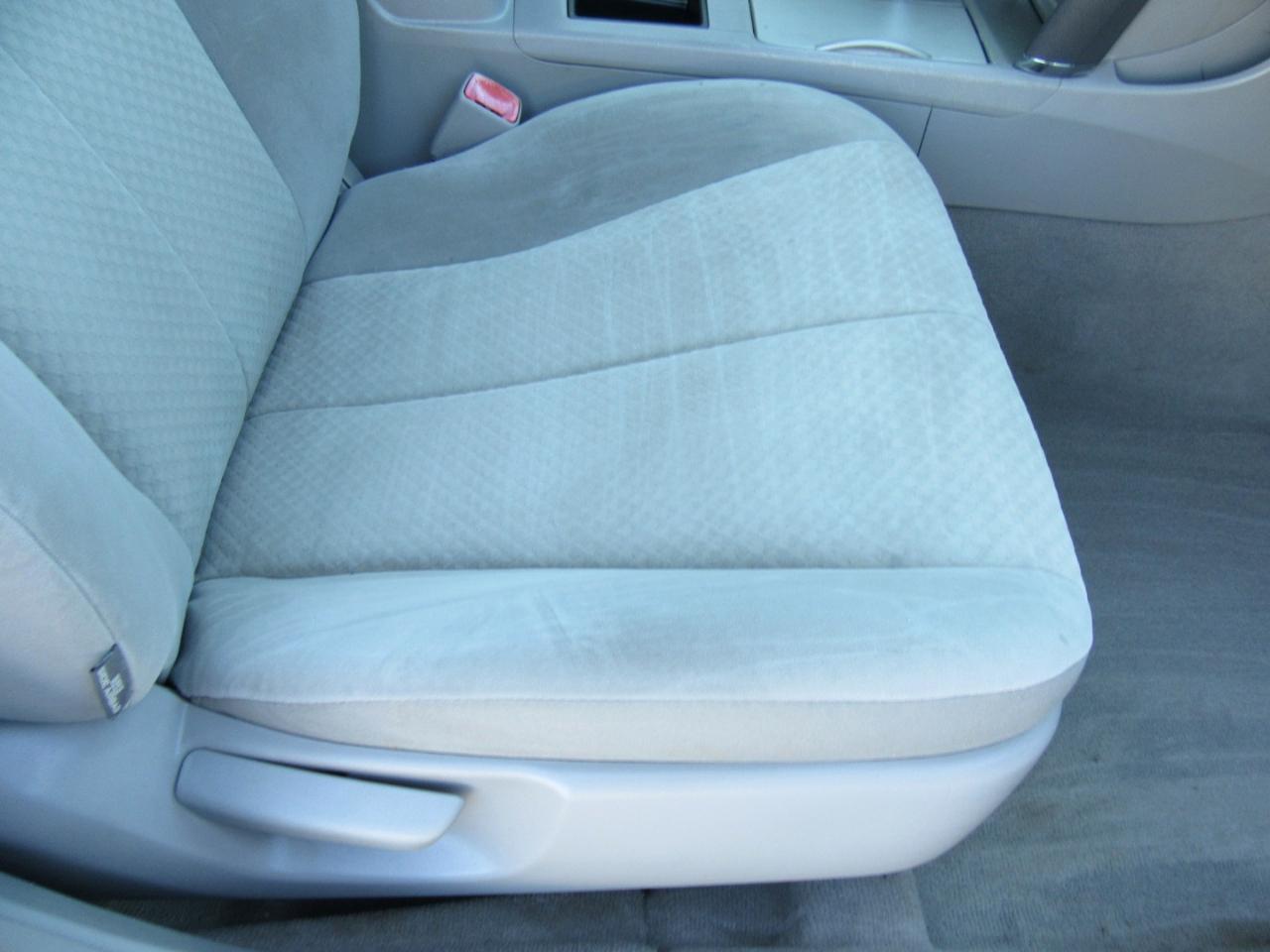 Toyota Camry LE 2009