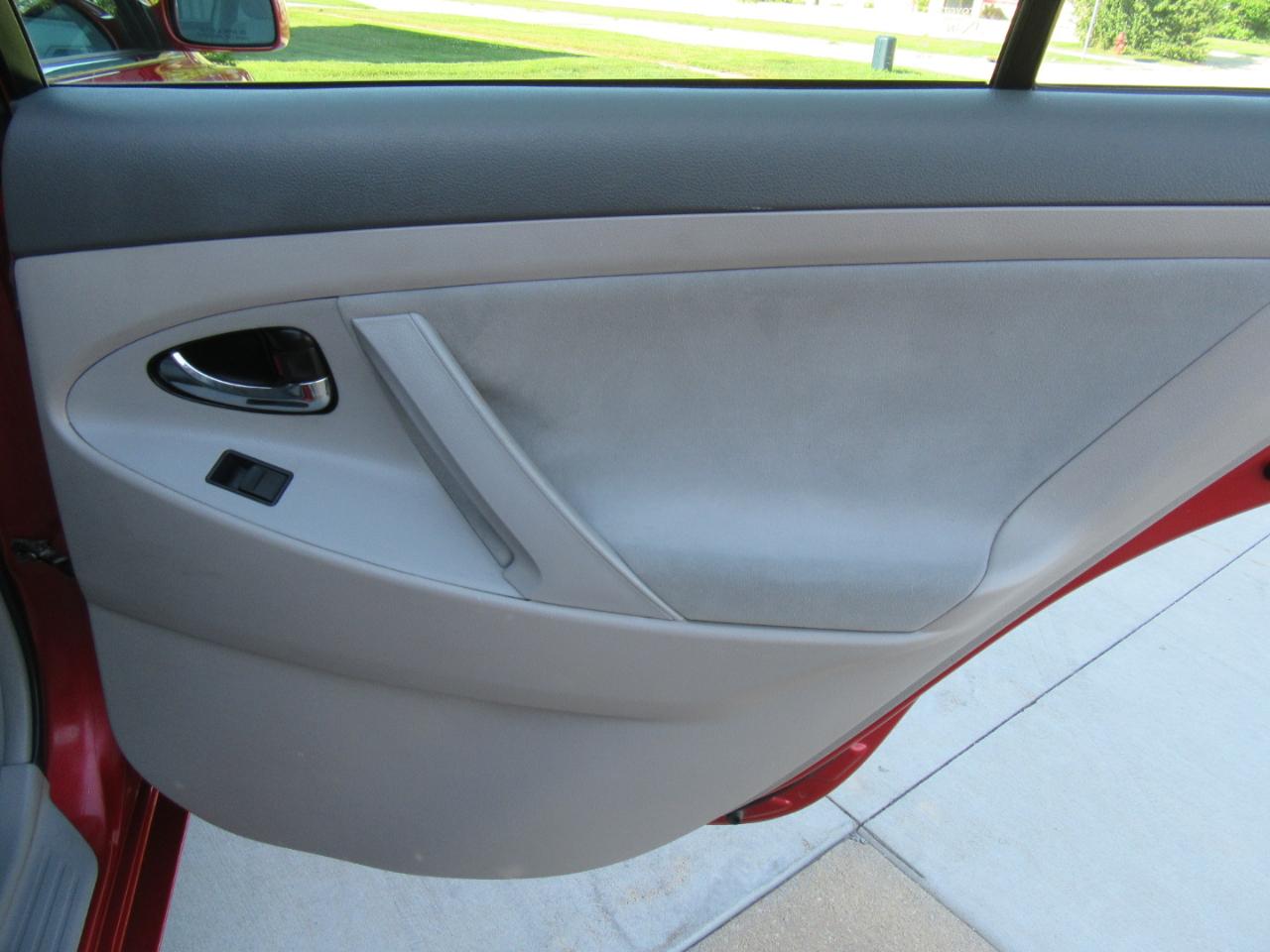 Toyota Camry LE 2009