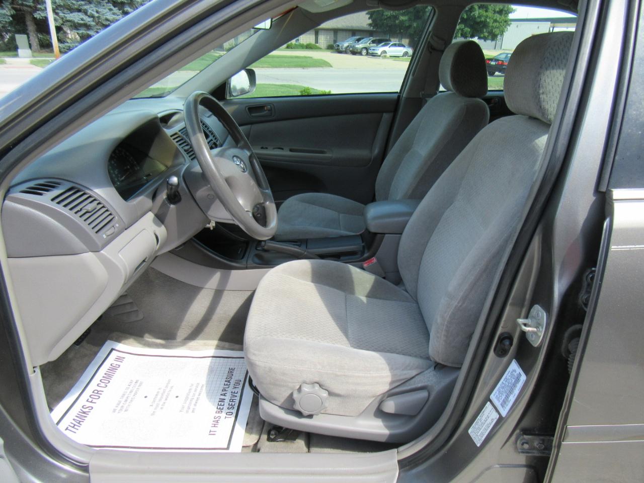 Toyota Camry LE 2003