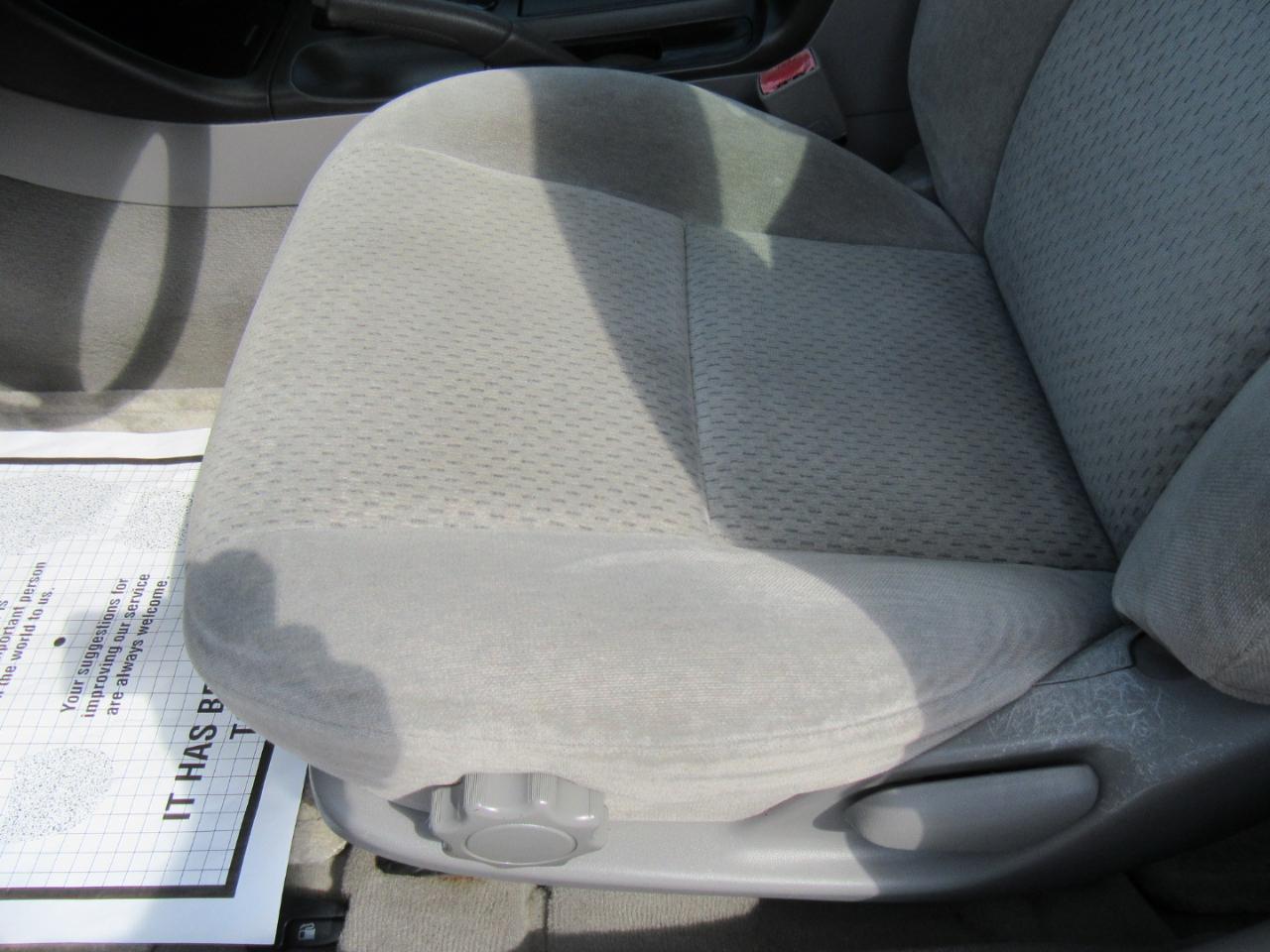 Toyota Camry LE 2003